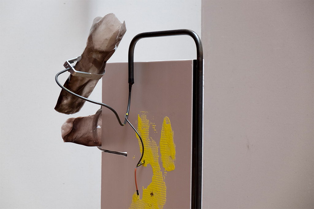 Carina Emery - Ear Gates (The Chamber Cannot Be Open at Both Ends), 2018